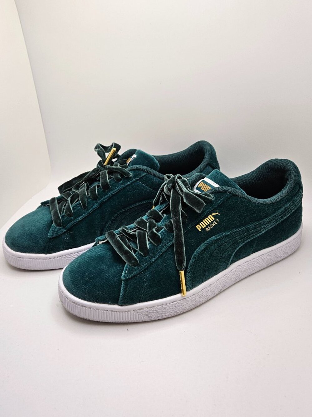 Puma Women's Basket Classic Velvet - Malachite (Green/Teal) W8 - Picture 2 of 3